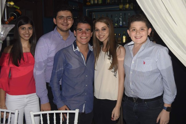 Cumpleaños de Nancy Yacamán de Handal