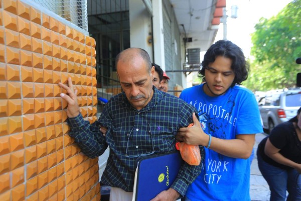 'No hemos obtenido respuestas de la Fiscalía, ni de la DPI': joven amenazado por el 'Rambo'  