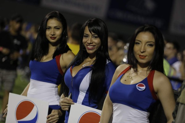 Maluma sedujo y conquistó en el concierto del año