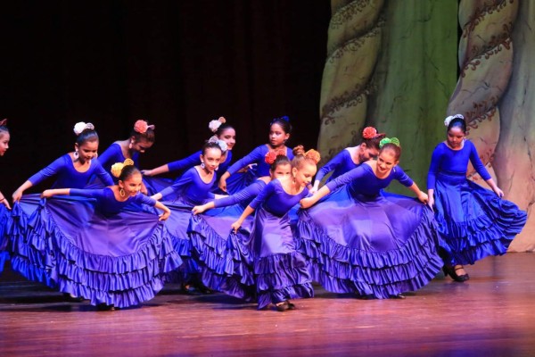 El espectáculo de Adagio Dance Studio