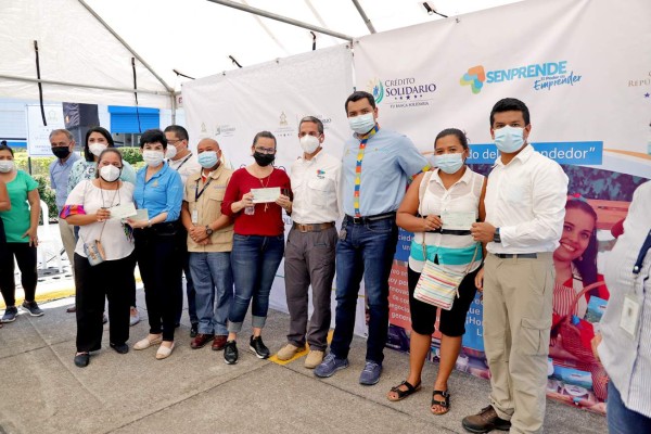 Benefician a 220 mipymes con créditos y capital semilla