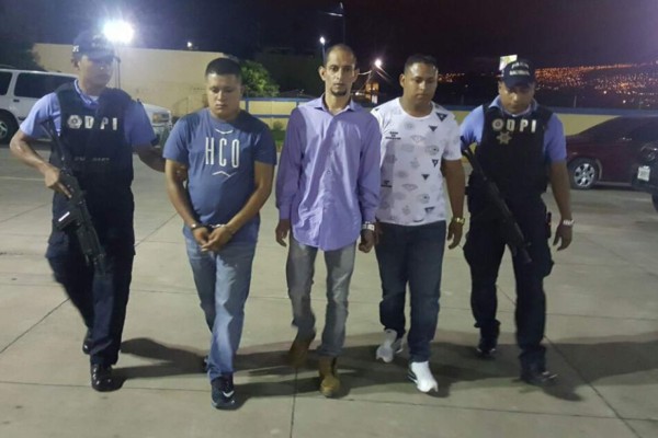 Cae banda que usaba taxis para asaltar y secuestrar en la capital