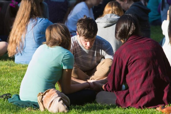 Tiroteo deja un muerto y tres heridos en universidad de EUA