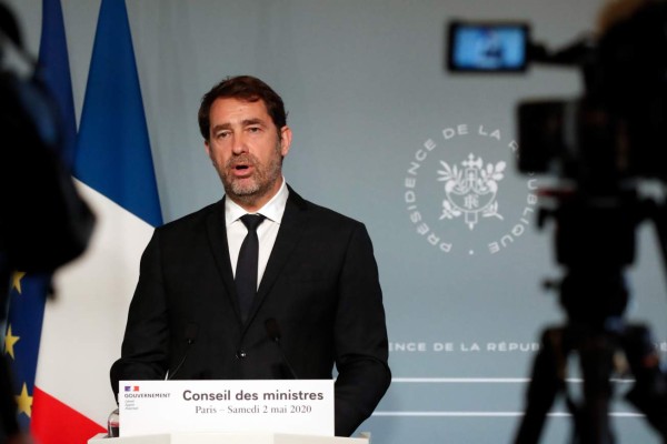 Francia prolonga estado de emergencia e impondrá cuarentena a los que lleguen del extranjero