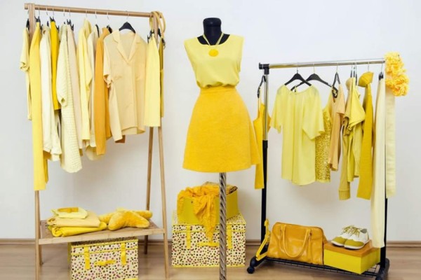 Amarillo para lucir regia