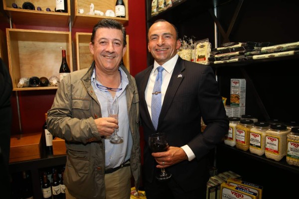 Noche para ﻿degustar vinos