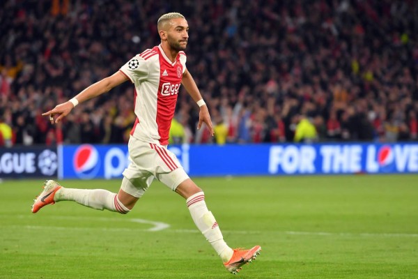 Oficial: Hakim Ziyech es nuevo jugador del Chelsea; dejará el Ajax este verano