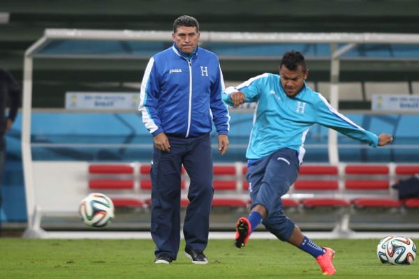 'Aunque sea un gol' esperan hondureños de la Bicolor