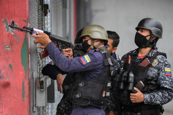 26 muertos, entre 'delincuentes' y policías, dejan tiroteos en Venezuela