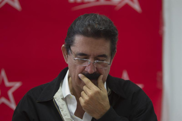 Riesgo de crisis interna en partido Zelaya por reconocer triunfo a Hernández