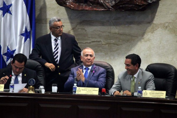 Las mejores fotos que dejó la elección de los magistrados