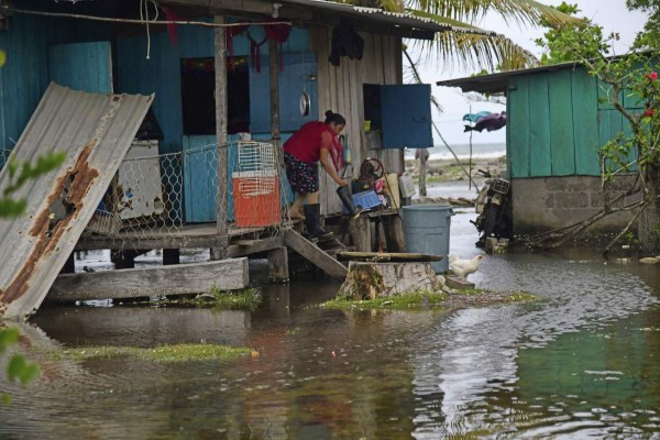 Afectadas al menos 84 familias en zona de Cuyamel por lluvias