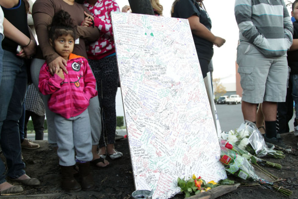 Investigan si Paul Walker y su amigo hacían 'piques' cuando murieron