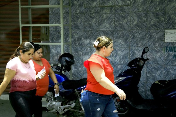 Salas covid de hospitales en San Pedro Sula están abarrotadas