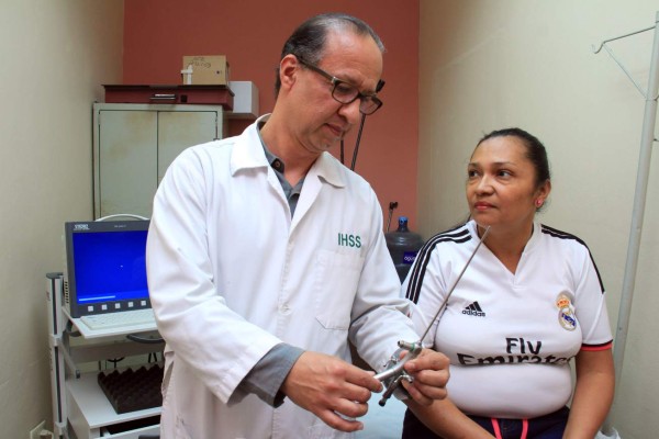 Con novedoso método detectan cáncer de útero