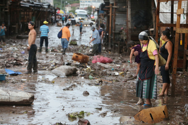 Copeco reactiva alerta verde por lluvias en seis departamentos