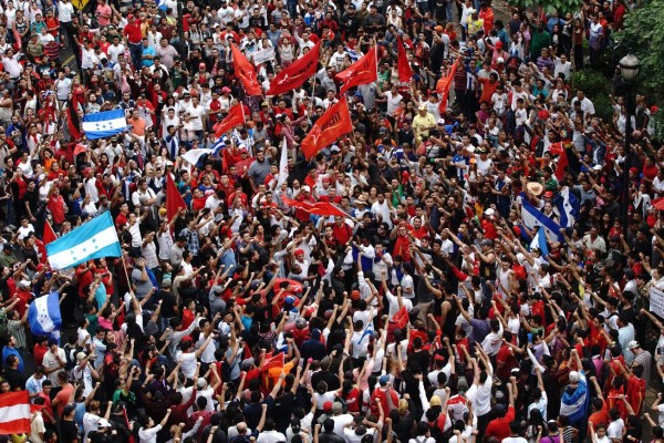 Marchas masivas de la Alianza en San Pedro Sula y Tegucigalpa