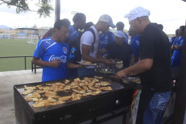 Johnny Palacios volvió a entrenar con el conjunto Olimpia
