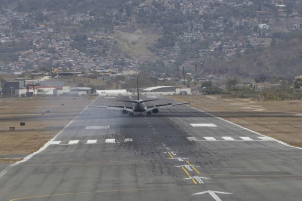 Proyectan cierre del aeropuerto Toncontín para enero de 2017