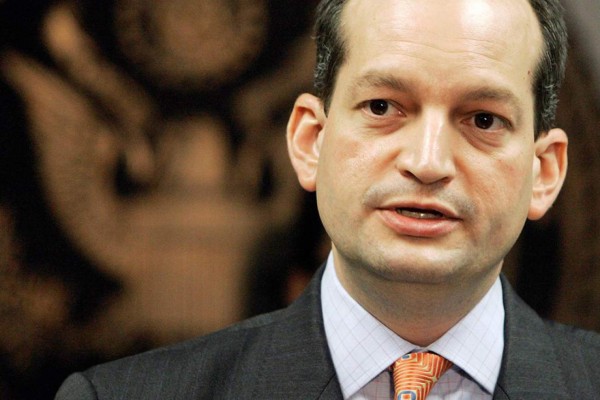 Trump nomina a Alex Acosta para ser secretario de Trabajo, primer hispano del gabinete