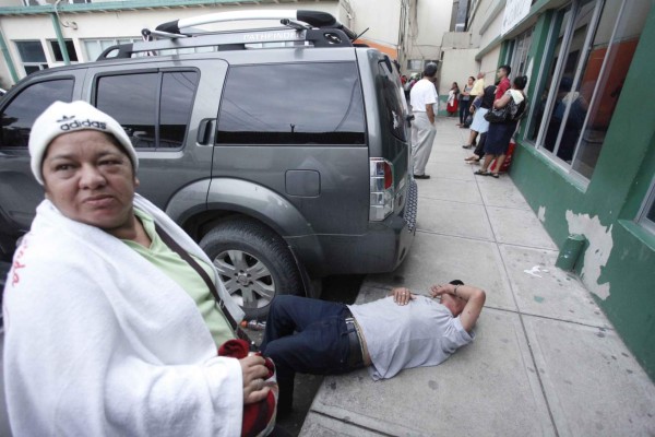 Abarrotada la emergencia del IHSS con casos de chikungunya