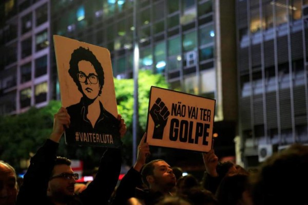 Sólo cinco presidentes culminaron mandato en Brasil en 90 años  