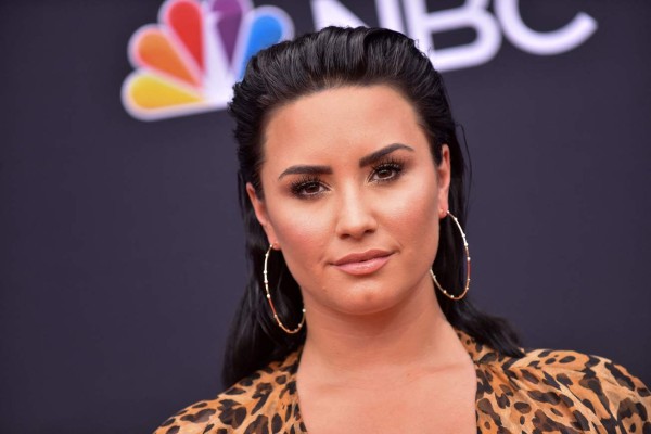 Demi Lovato revela que se identifica con el género no binario