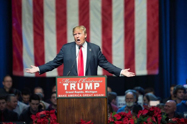 Donald Trump insulta a Hillary Clinton