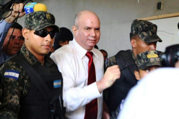 Giran nueva orden de captura contra exalcalde Padilla Sunseri