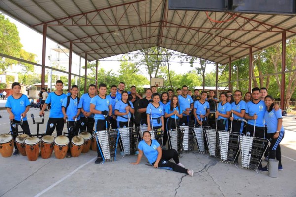 Integrantes de la banda del Instituto José Trinidad Reyes.