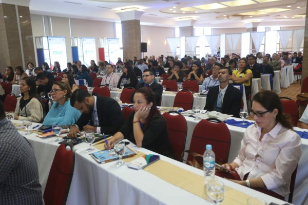 Concluye con éxito el foro regional para las mipymes