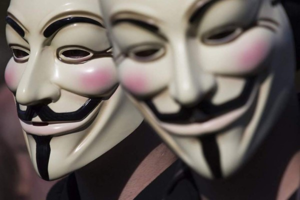 Anonymous le declara la 'guerra' a Donald Trump