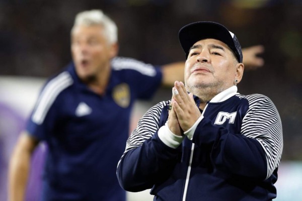 Nuevo parte médico de Maradona: 'Quiere irse del hospital'