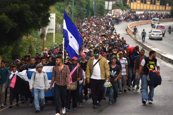 Exigen en México medidas cautelares para hondureños de caravana