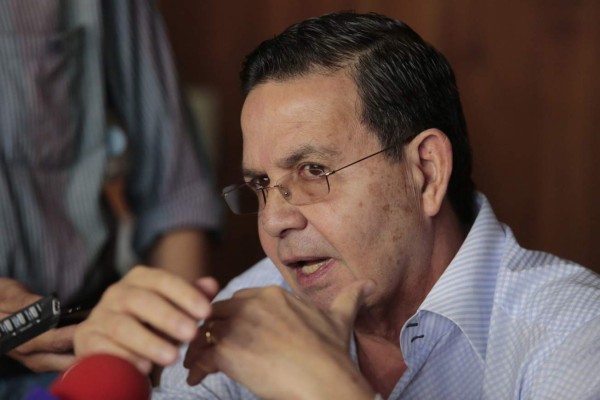 Callejas: La reelección debe ser continua, no alterna