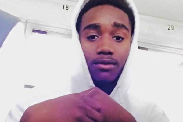 Fallece jugador de fúbol americano tras quebrarse el cuello