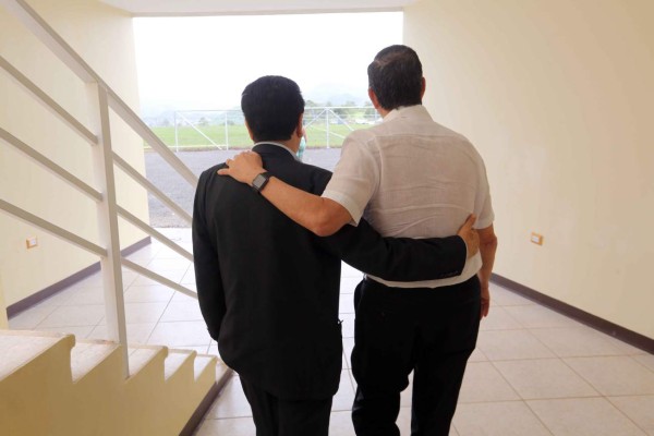 Callejas alegará que usó dinero para 'alejar narcotráfico del fútbol'