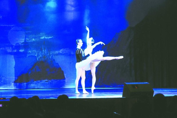 Ballet Clásico de Rusia deslumbró con su presentación