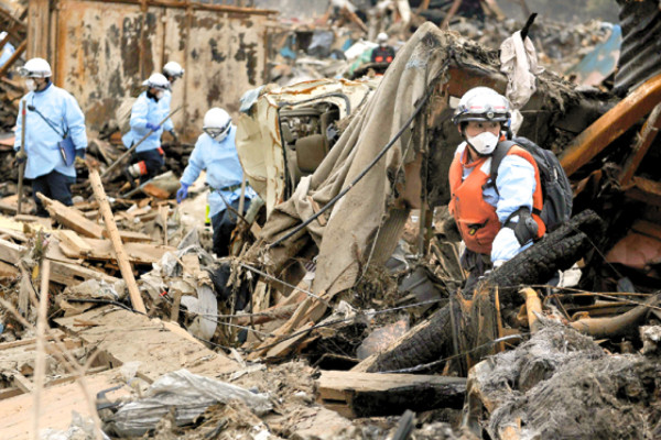 Nueva alerta por humo en la central Fukushima