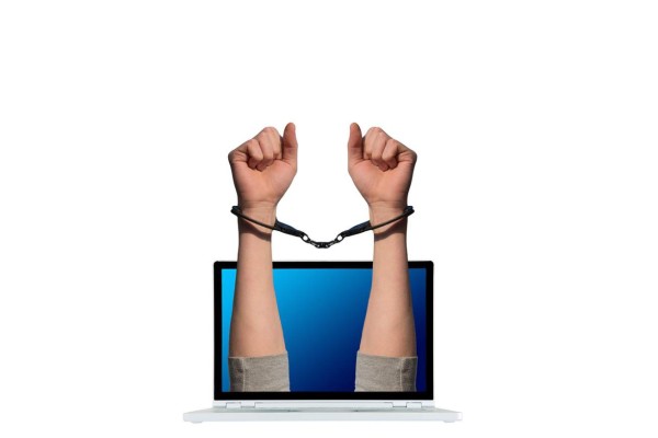 Diputados oficialistas proponen criminalizar ciberdelitos en Nicaragua