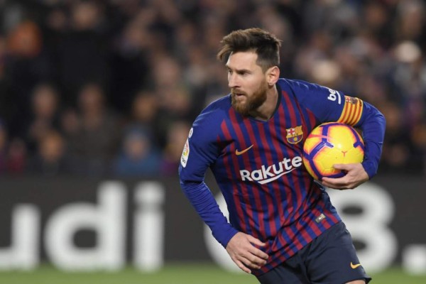 Messi entra en la convocatoria del Barcelona para el clásico ante Real Madrid