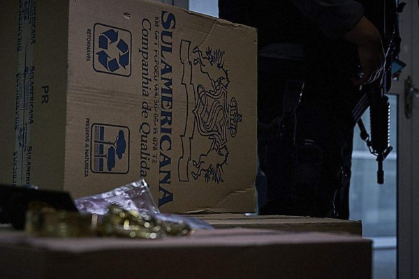 Hallan 12 cadáveres en fosa clandestina de milicia parapolicial en Rio