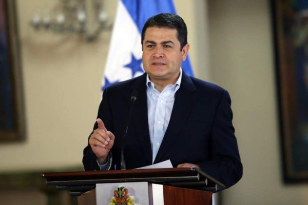 Presidente de Honduras: 'Narcos morirán en cárceles extranjeras'