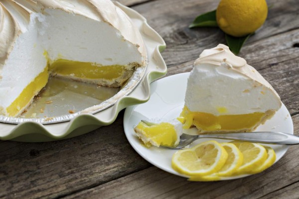 Exprímale el jugo al limón