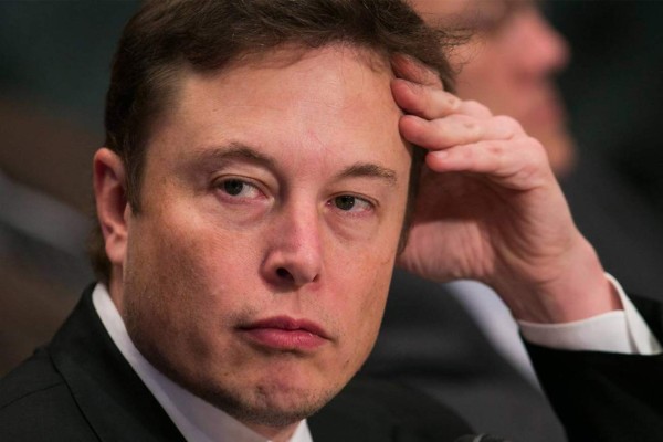 Elon Musk renuncia a Tesla para evitar una demanda por fraude