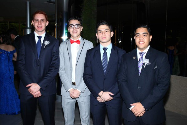 Clase 2018 de La Salle celebra su fiesta de graduación