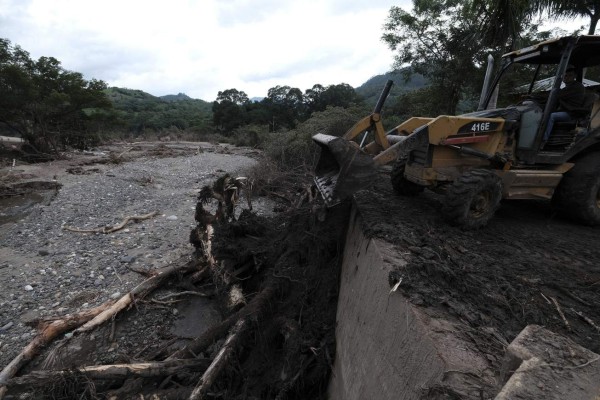 Zozobra en municipios de Santa Bárbara por amenaza de Iota