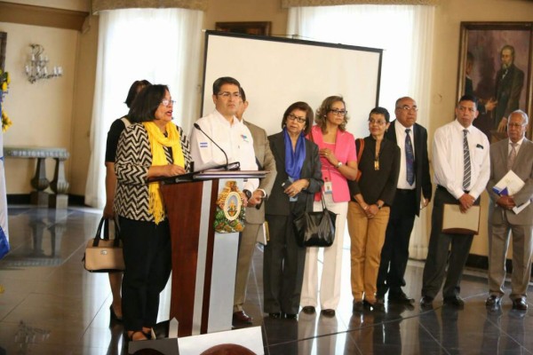 Nombran a integrantes de comisión interventora de la UNA