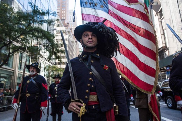 Latinos celebran el Día de la Hispanidad en Nueva York