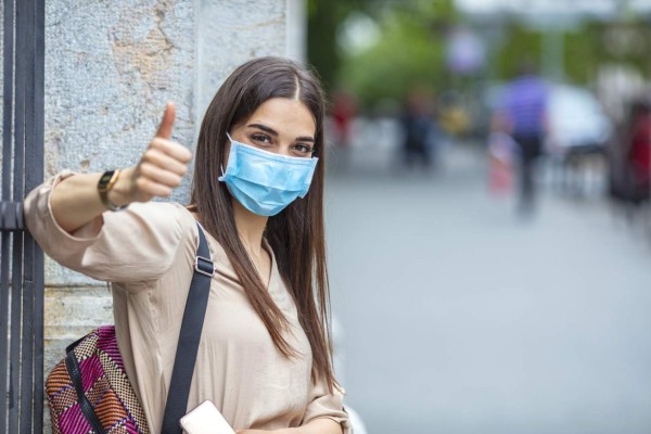 Una mascarilla protege, pero dos hacen un mejor trabajo